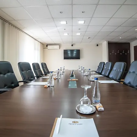 Hotel Novi Sad 노비사드